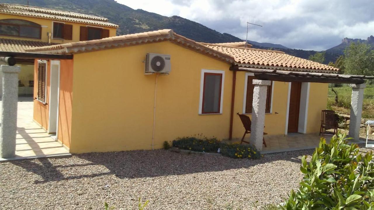 Agriturismo Donnolu Tertenìa Zewnętrze zdjęcie